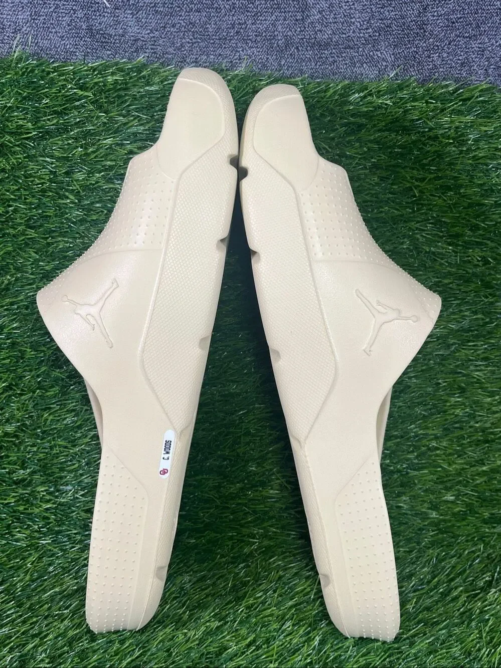 Jordan Slides Beige Cream Men’s Size 14B Comfort Foam Sandals